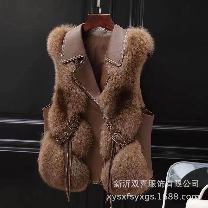 Haining fur manufacturer wholesale autumn and winter new warm and casual patchwork women's faux fox fur vest details Picture