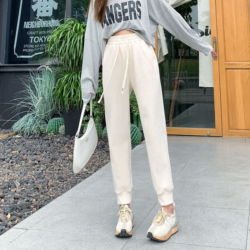 In 2022, The New Winter Windproof Space Pants For Women Korean Version Of Loose Casual Sports Pants Draping Nano Thermal Insulation Sweatpants details Picture