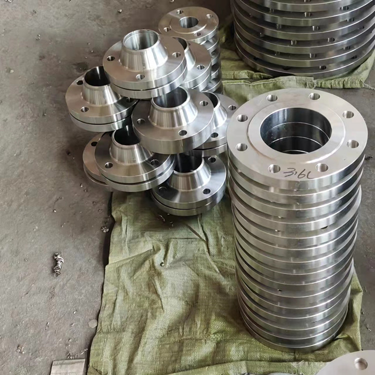 We have a complete range of 304/316L stainless steel and carbon steel flange plates, flat welding with necks, butt welding and socket welding flanges details Picture