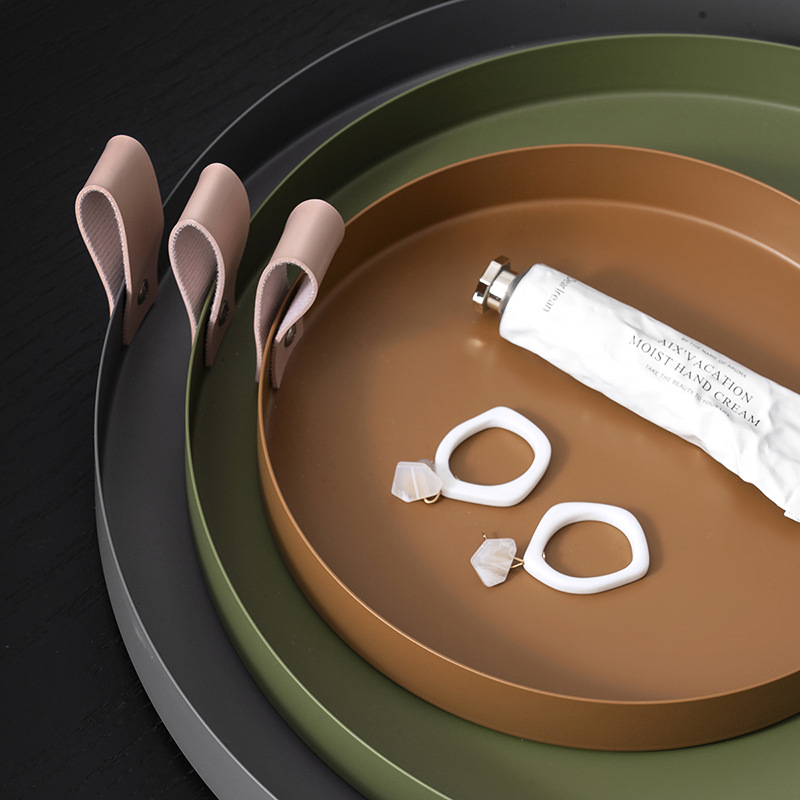 ins风圆形收纳托盘皮革提手金属圆盘杂物收纳浴室置物盘铁艺托盘