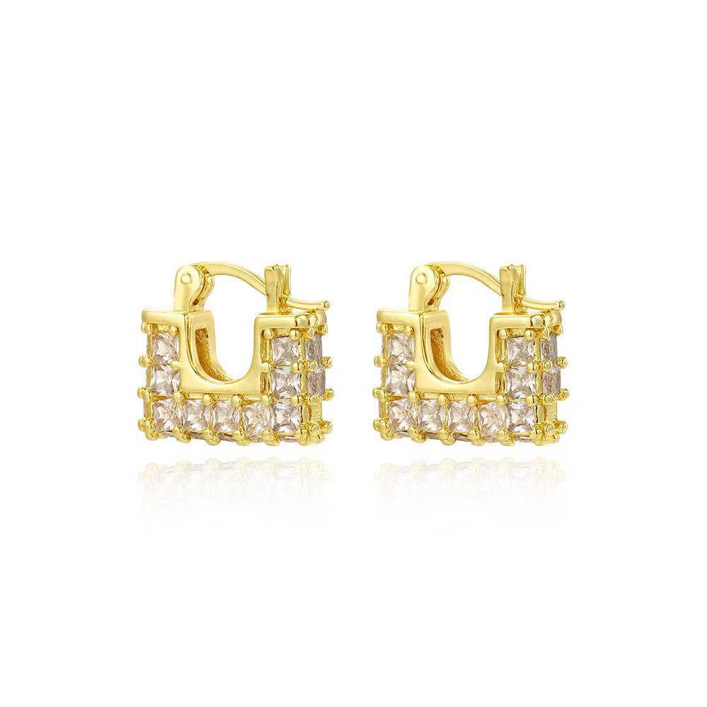 The 2025 summer new fashion geometric Zircon food ring women's personalized light luxury ear ring design is high-end and versatile Item Picture