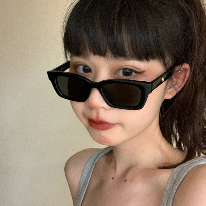 2023新款小方框太阳镜男女同款墨镜潮流复古韩版ins网红街拍眼镜