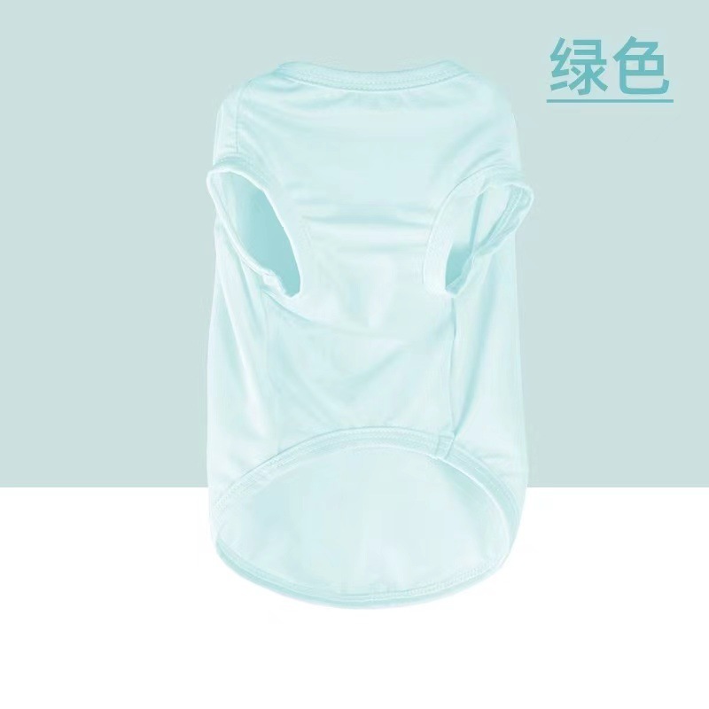 狗狗服装实物图