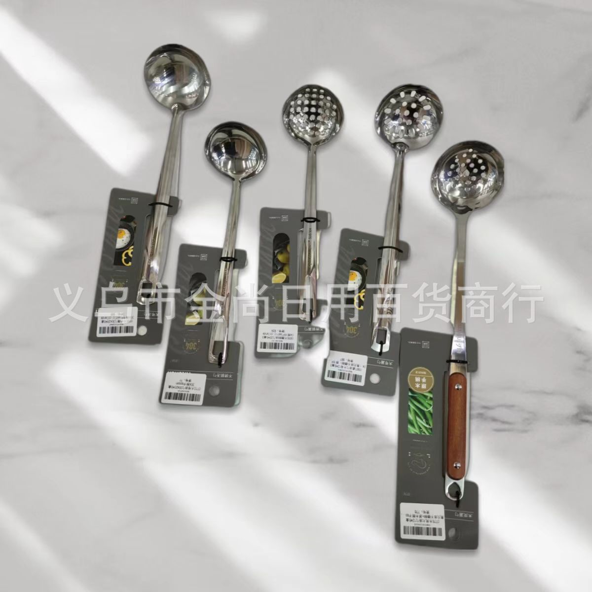 Kitchen stainless steel colander, household spoon, soup spoon, stainless steel portable colander, kitchen soup spoon colander details Picture