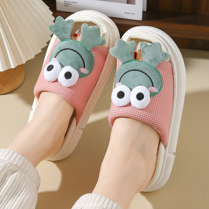 Cow linen slippers four seasons cute frog lovers girl heart home foreign trade cross-border cow custom slippers Application Scenario