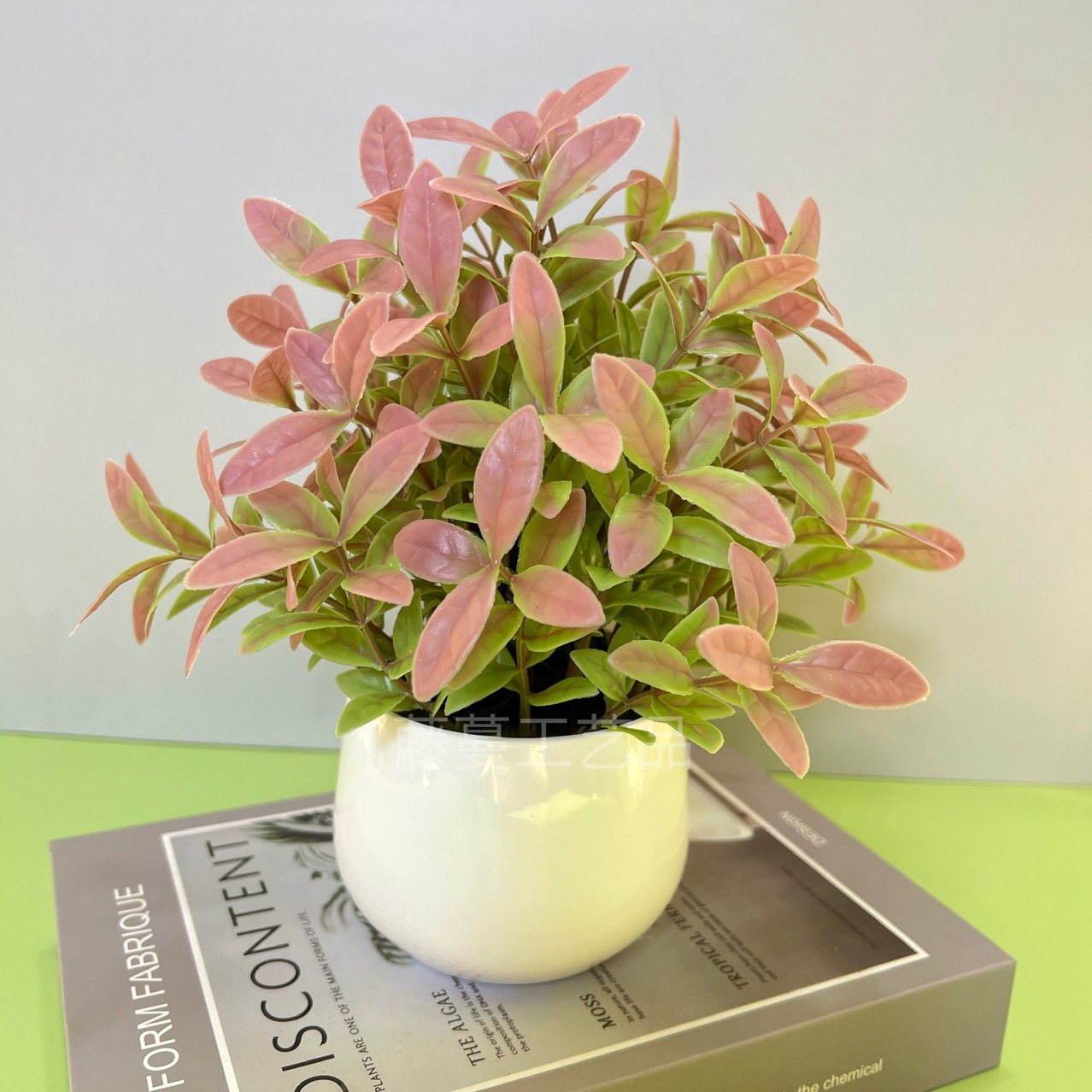 Factory direct sales and wholesale of artificial plant potted boxwood leaves for indoor home, hotel and restaurant decoration, bonsai and ornaments Application Scenario