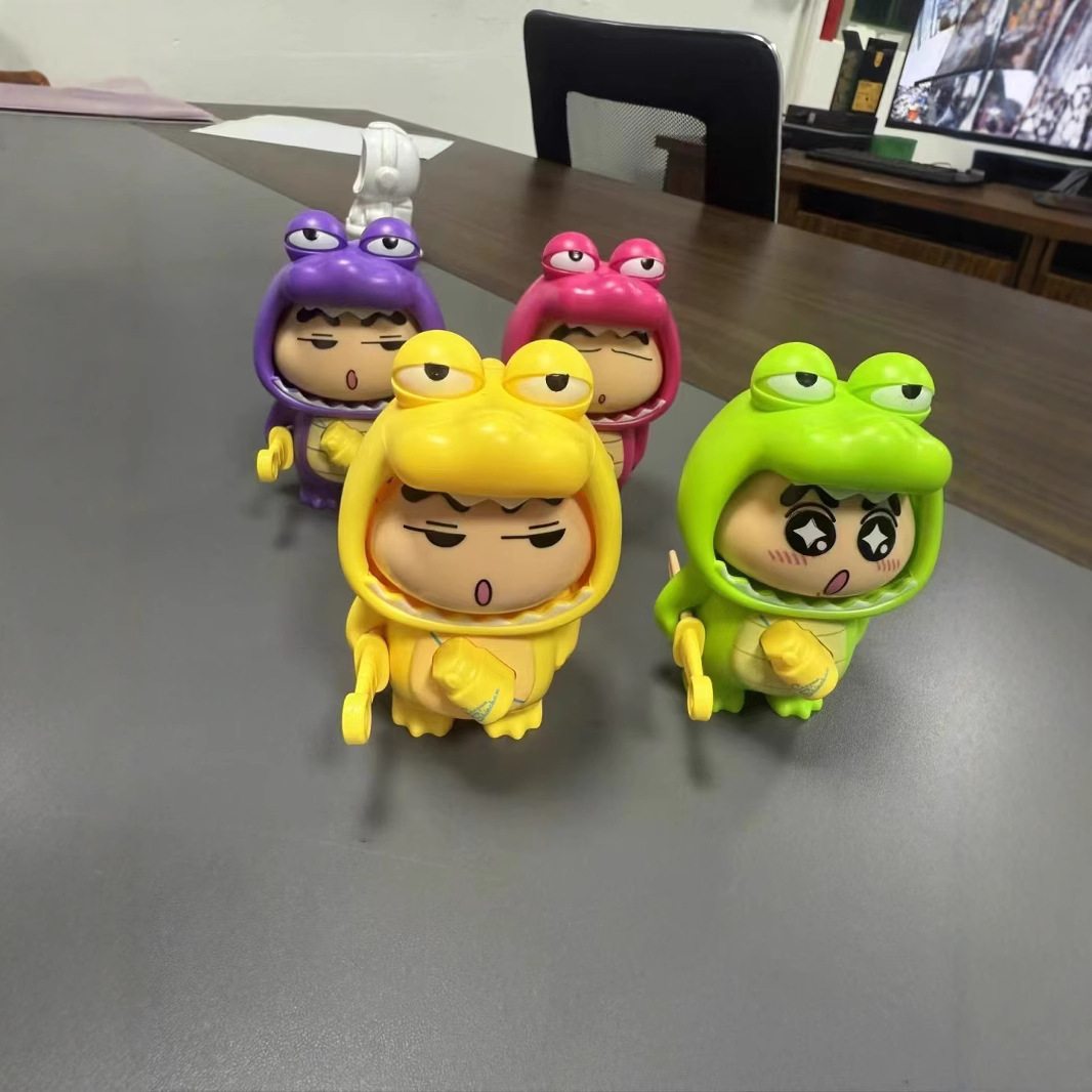 Crayon small new face doll doll key chain funny face doll press toys to send boys and girls friends details Picture