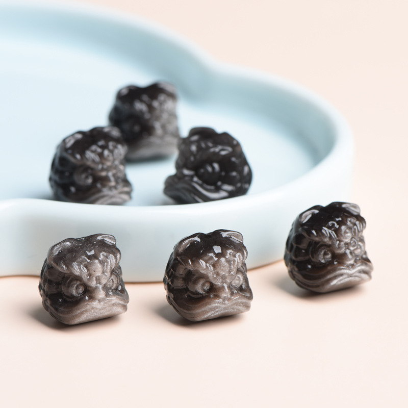 蓓蓓福  天然银耀石醒狮雕刻吊坠水晶小件挂件DIY配件配珠批发