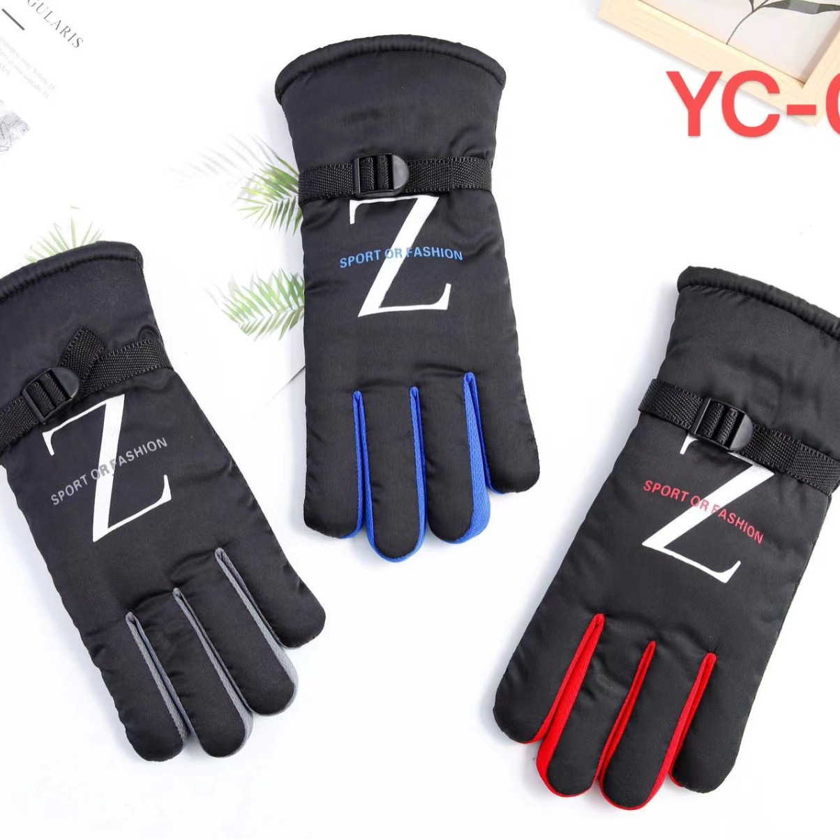 Cross-border adult gloves, thickened and fleece warm gloves, windproof and rainproof cycling gloves, accessories, wholesale from street stalls Item Picture