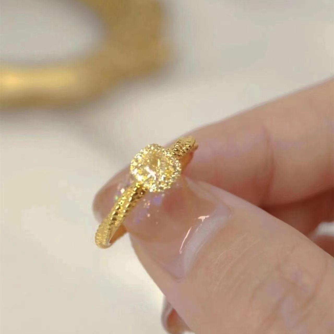 Xiaohongshu best-selling small sugar yellow crystal diamond ring, women's niche design sense, ins style ring, 18k jewelry wholesale details Picture