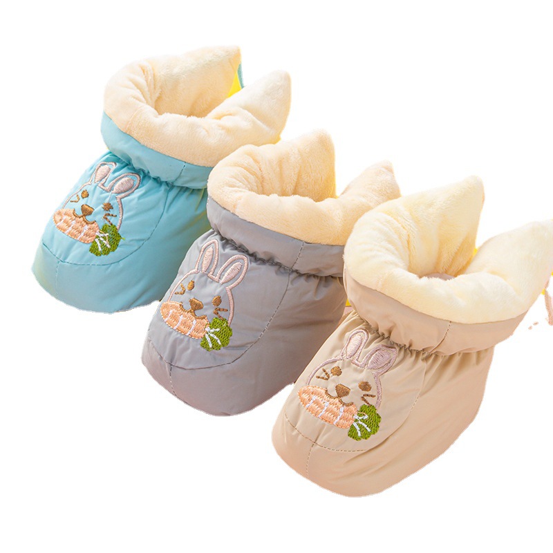 Thick and warm winter shoes for newborns. Baby cotton shoes for 0-6-12 months. Soft-soled walking shoes for infants and toddlers that won't fall off Item Picture