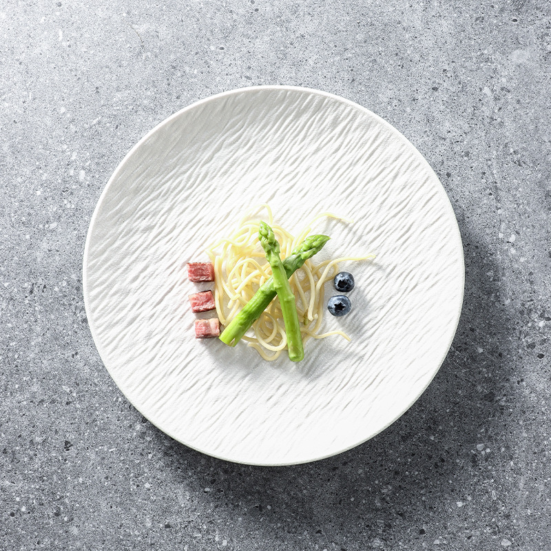 Underglaze colored steak plate, ceramic plate, deep plate, steak plate, shallow plate, fruit plate, soup plate, round shallow plate, rock plate Application Scenario