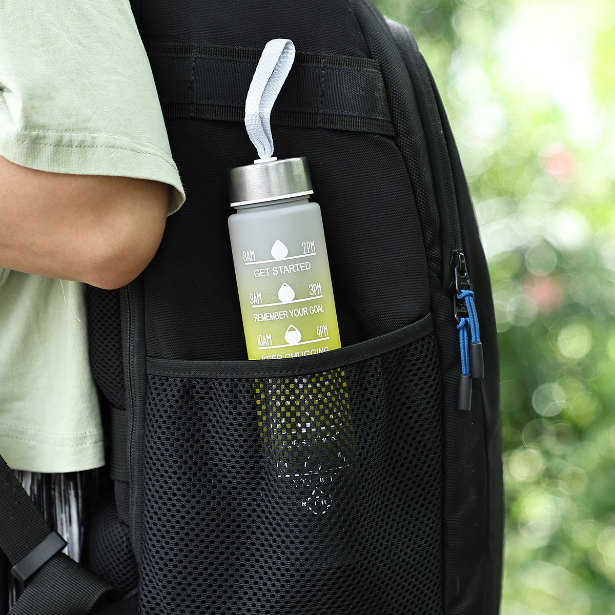 Gradient water bottle Amazon cross-scope e-commerce gradient outdoor matte 300ml sports water cup Application Scenario