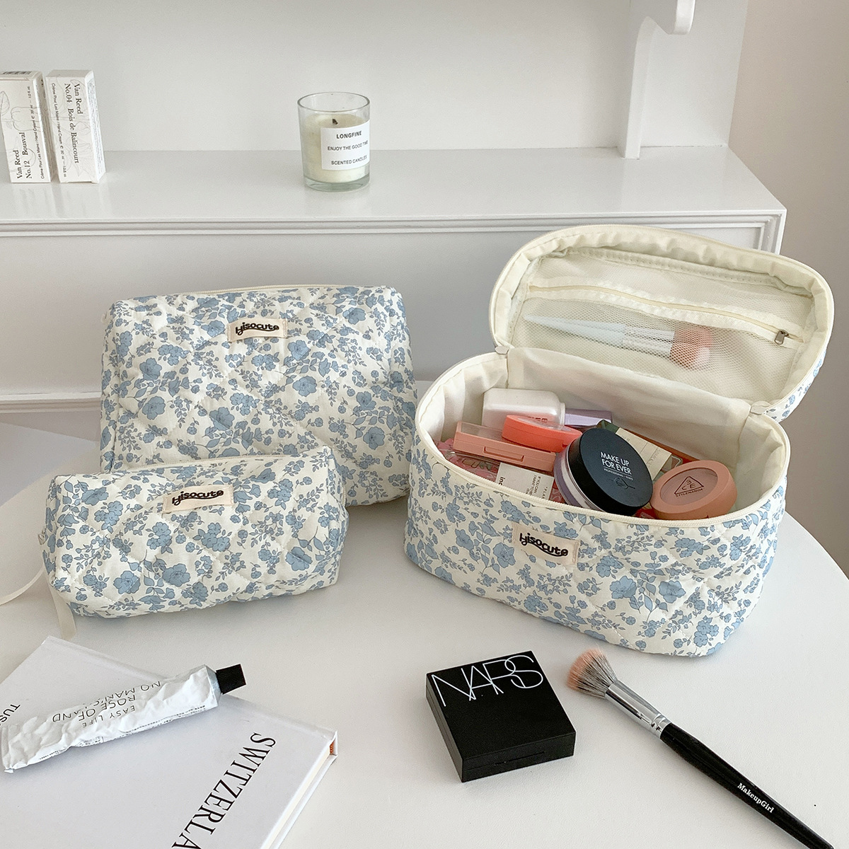 ins风简约小碎花手提化妆包大容量化妆品收纳包便携洗漱收纳袋女详情5