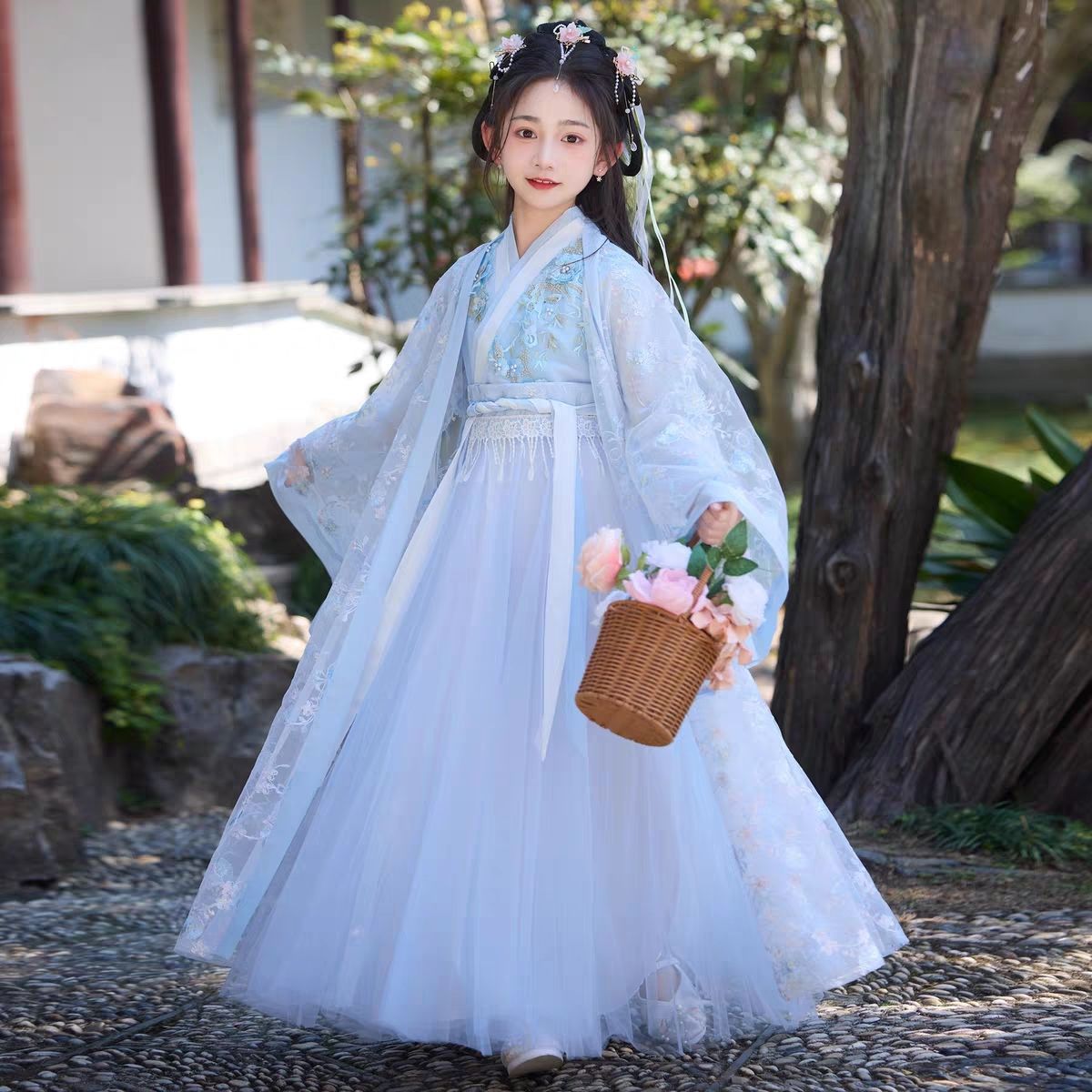 National Trend - Hanfu Girls 2026 New Winter Clothing for Children, Ancient and Immortal Style Girls, Ancient Princess Dress, Blue Autumn and Winter details Picture