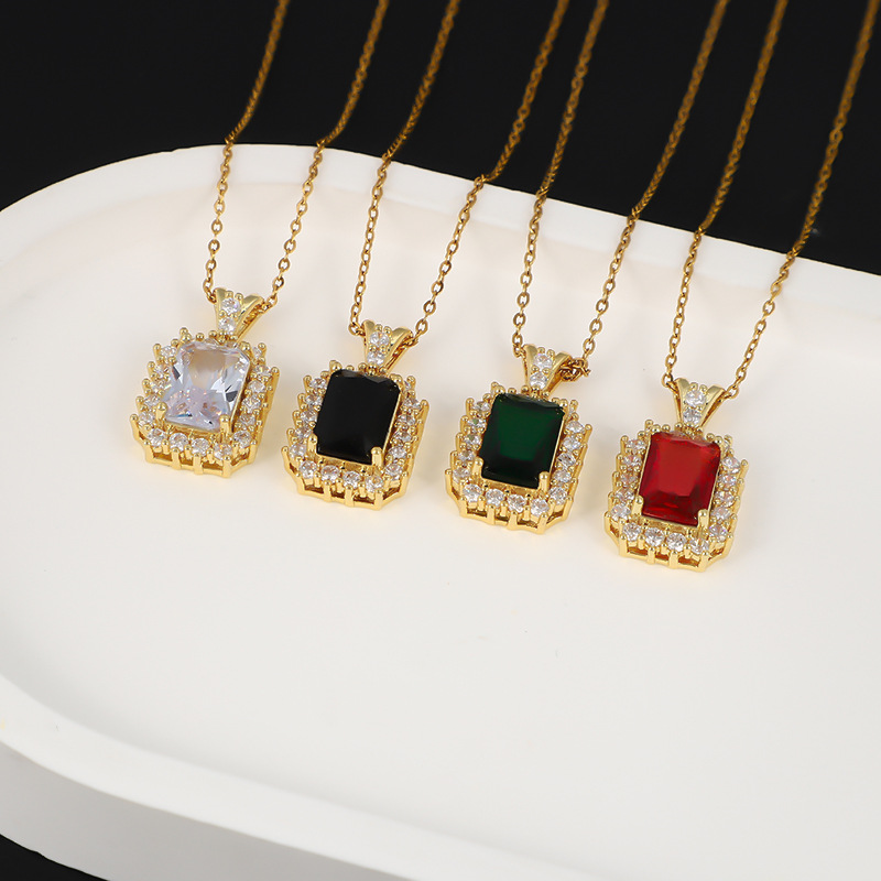 Retro zircon necklace for women, non-fading, light luxury high-end titanium steel collarbone chain accessory manufacturer wholesale details Picture