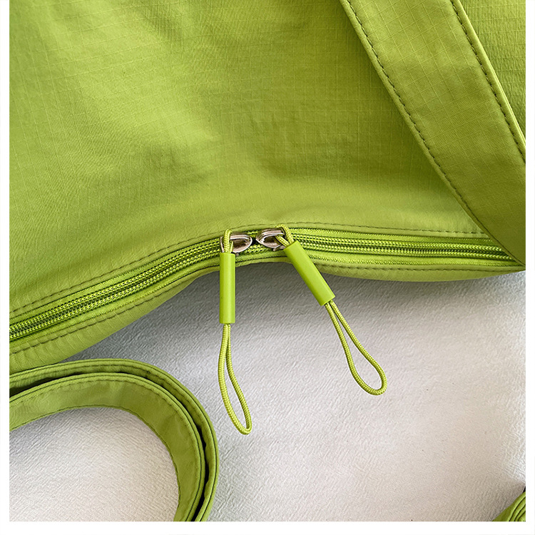 跨境韩版包包女2025新款防水尼龙包时尚新月包百搭轻便斜跨包详情14