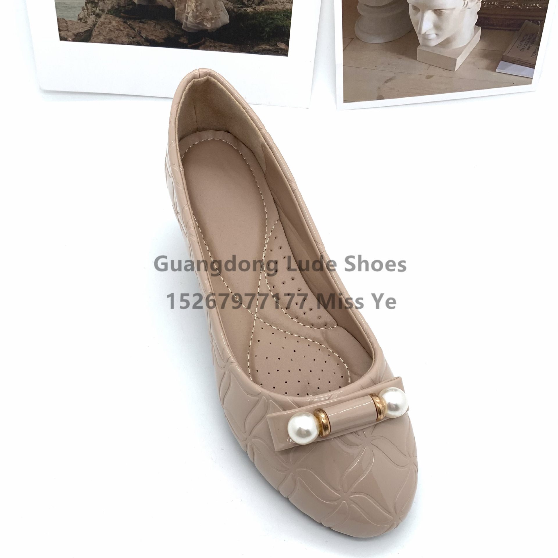 2022 New Casual Single Shoes Female Pearl Fashion All Comfortable Flat Shoes Guangzhou Women's Shoes Craft Shoes Single Shoes