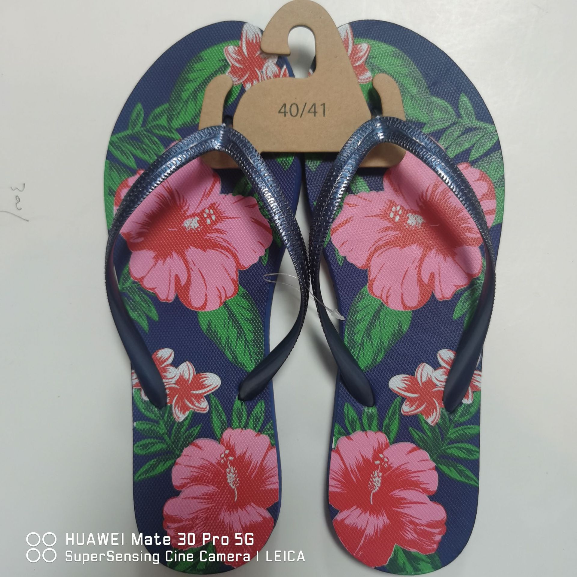 库存拖鞋slippers人字拖鞋夏季凉拖鞋批发跨境拖鞋女拖鞋女外穿
