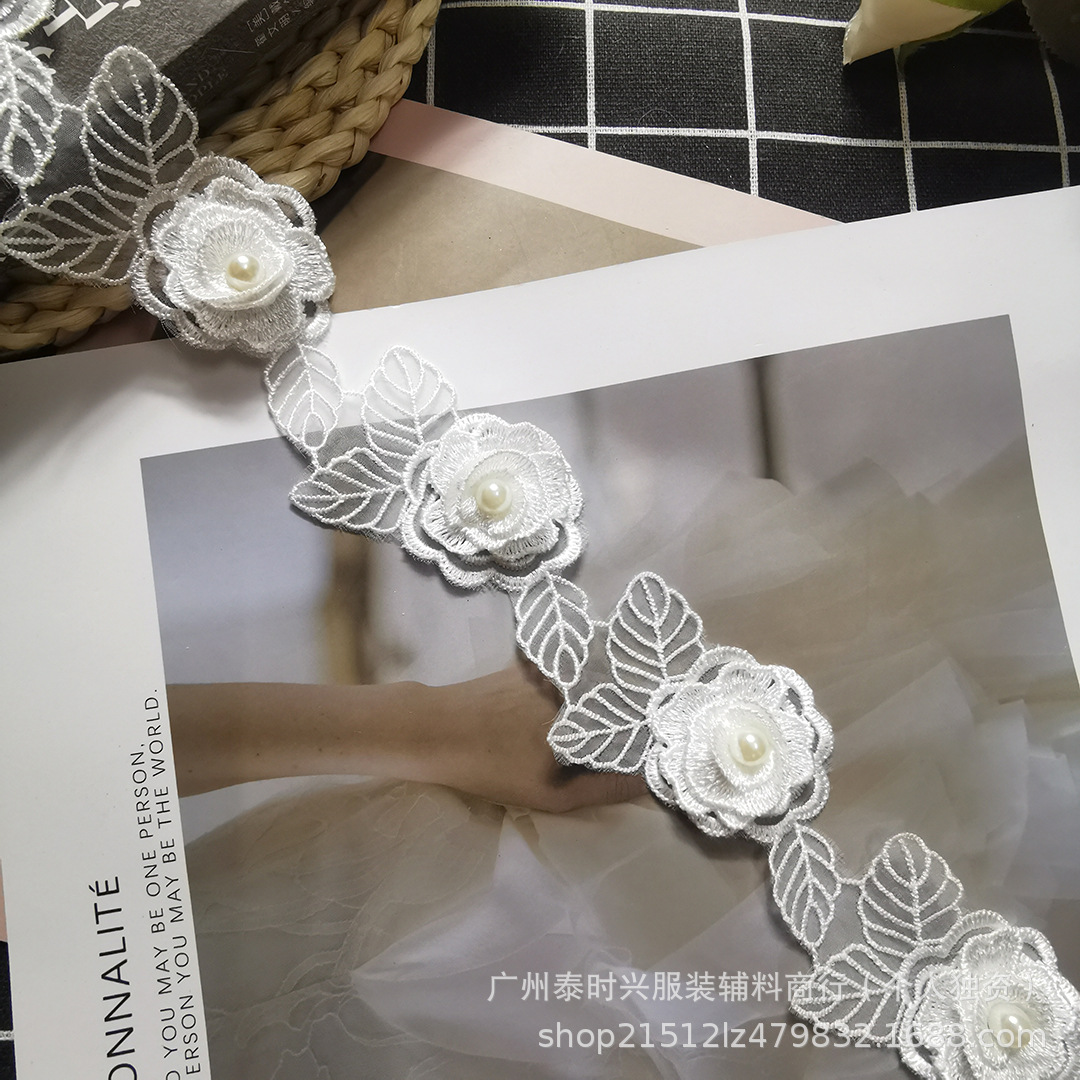 Wholesale of Taishi Xing beaded lace, three-dimensional embroidery, European gauze, flower veils, wedding dresses and clothing for foreign trade Specification image