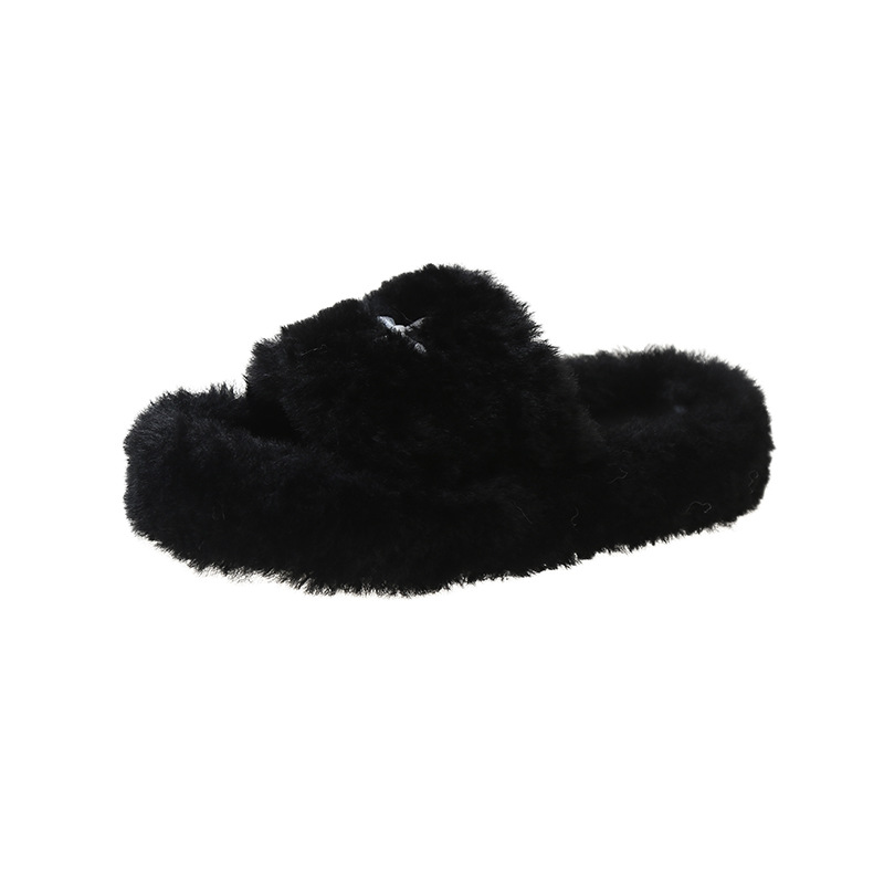 The 2024 new style of women's outerwear "MAO MAO Slippers" has become a popular online Red Cross frame. It's a trendy thick-soled home cotton drag made of lambskin Item Picture