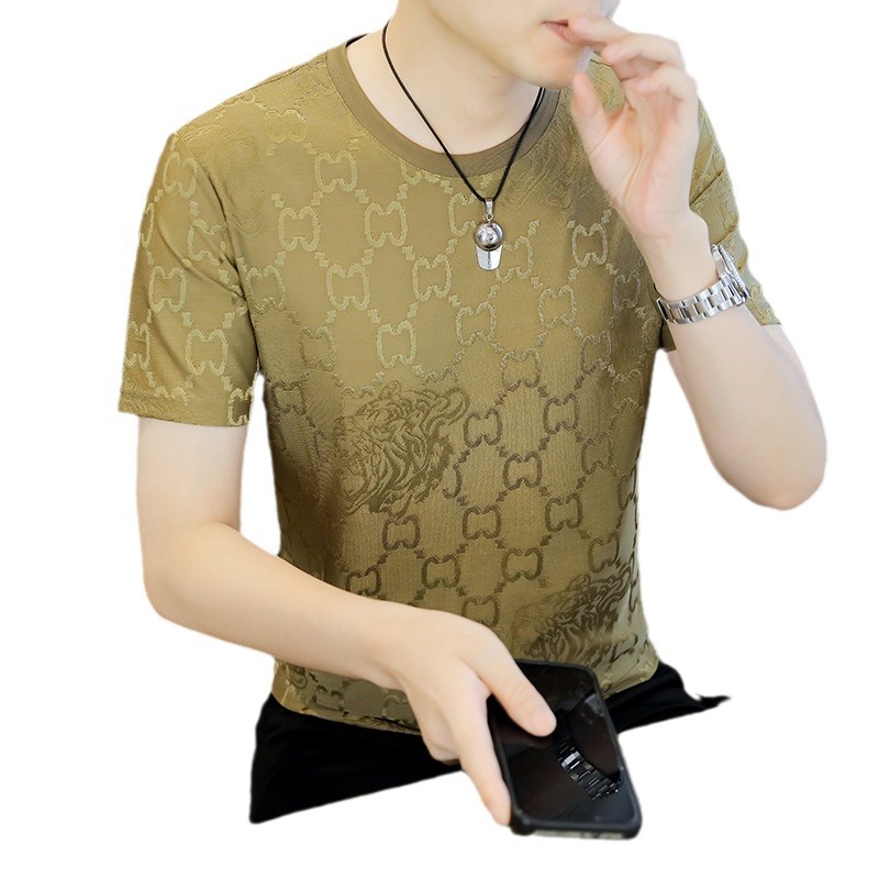 The new Korean short-sleeved T-shirt for men in summer 2024 is fashionable and versatile. It's a quick-drying ice silk short-sleeved men's fashion brand Item Picture