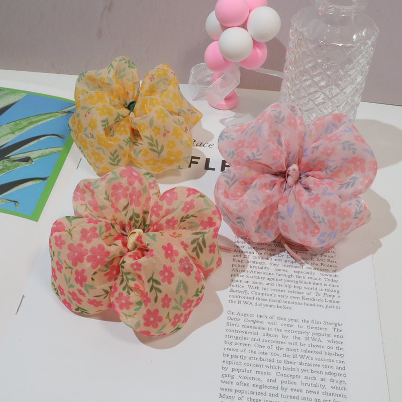 Korean floral three-dimensional bow children's hairpin temperament girl's hair accessories Spring and summer flowers Girl's hair circle four petal flowers