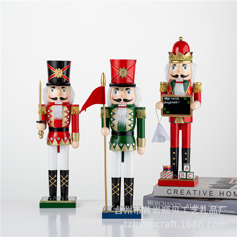 Sb58508 New 38Cm Classic Red Green Sword With Wooden Nutcracker Soldiers Christmas Scene Decoration