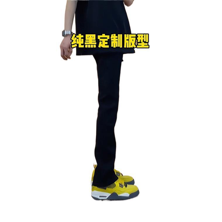 Customized street fashion washed and aged slightly flared jeans for men Application Scenario