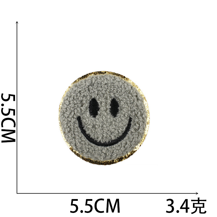 Xiao Tian Amazon Towel Embroidered Smiley Face Embroidered Cloth Patch Ironing Computer Embroidered Stamp Emoji Patch Decorative Patch Application Scenario
