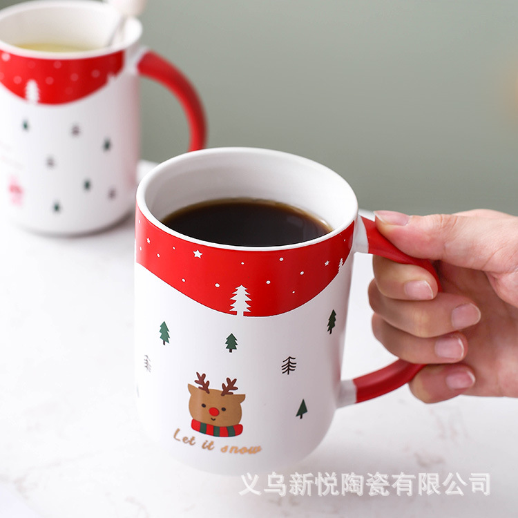 New creative Christmas ceramic coffee cup gift box with lid, spoon, reindeer, Santa Claus, milk cup and mug Specification image