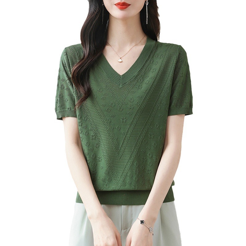 Lyocell Tencel top V-neck thin knitted sweater solid color short-sleeved T-shirt for women 2024 new style mom summer clothing consignment Item Picture