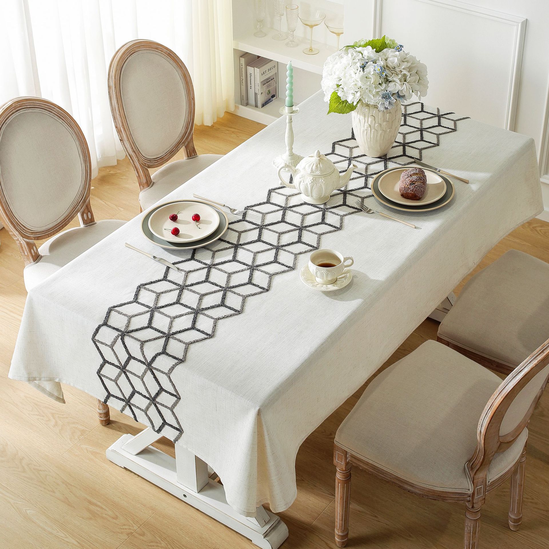 跨境亚马逊简洁现代立体绣花餐桌布装饰盖布加厚撞色棉麻台布艺术