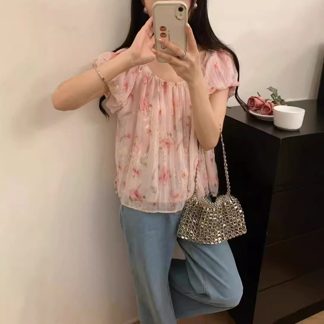 女式衬衫实物图