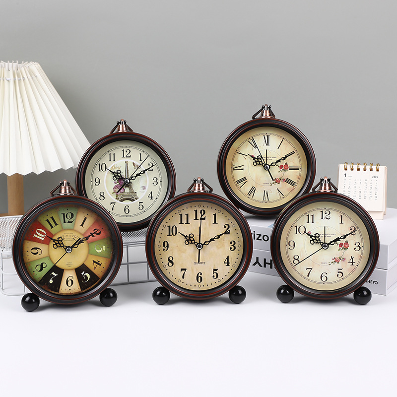 Amazon's best-selling products include retro creative clocks, Nordic minimalist alarm clocks, and student silent luminous table clocks details Picture