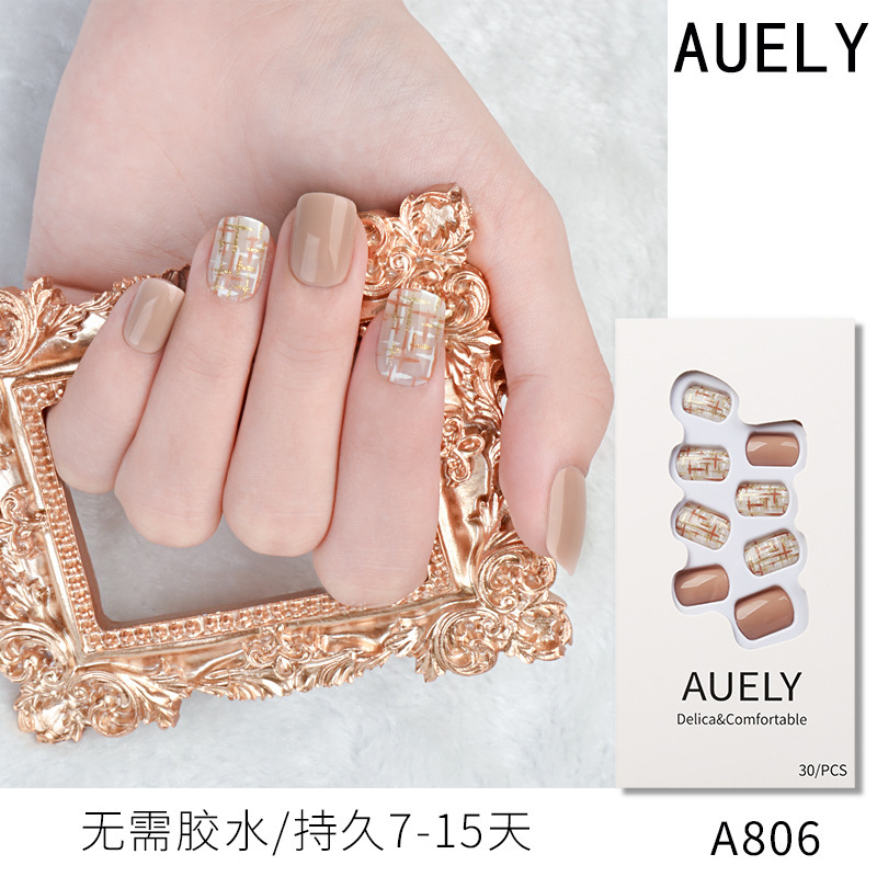 Wholesale and customization of wearable nail art, finished wearable nail art pieces, wholesale of detachable patches, short square heads, 30 pieces, exclusively for export Application Scenario