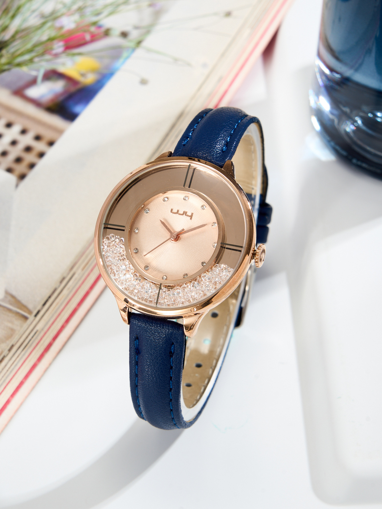 源头实力厂家夏季时尚手表镶钻流沙表盘走珠双表面韩版女学生手表详情3