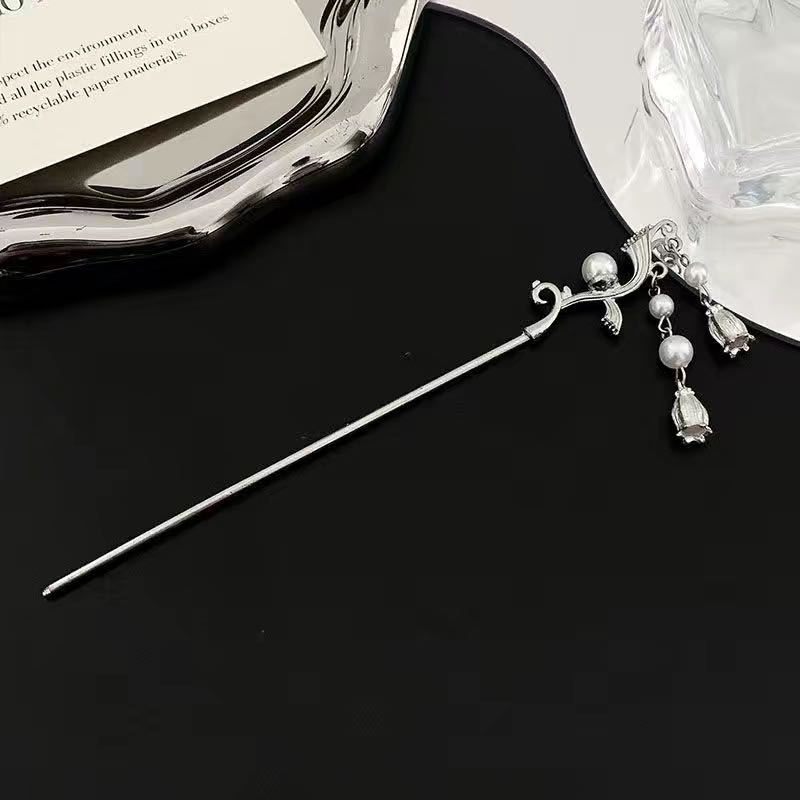超仙新中式合金发簪子花朵蝴蝶中国古风盘发钗网红发饰现代头饰女 Application Scenario