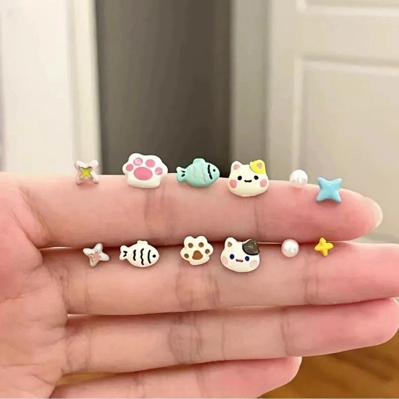 猫咪鲷鱼烧耳钉女小众设计感小巧搞怪可爱卡通猫爪小鱼耳饰耳骨钉