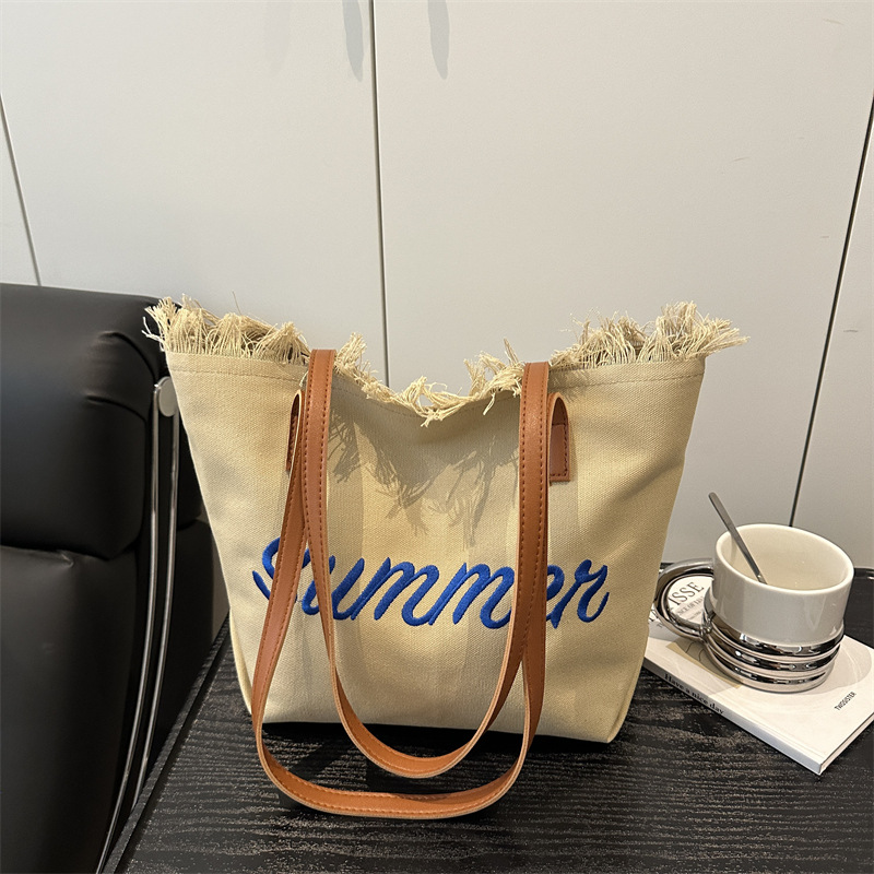 帆布女包实物图