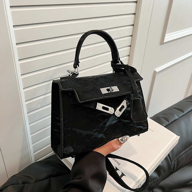 其他时尚女包实物图