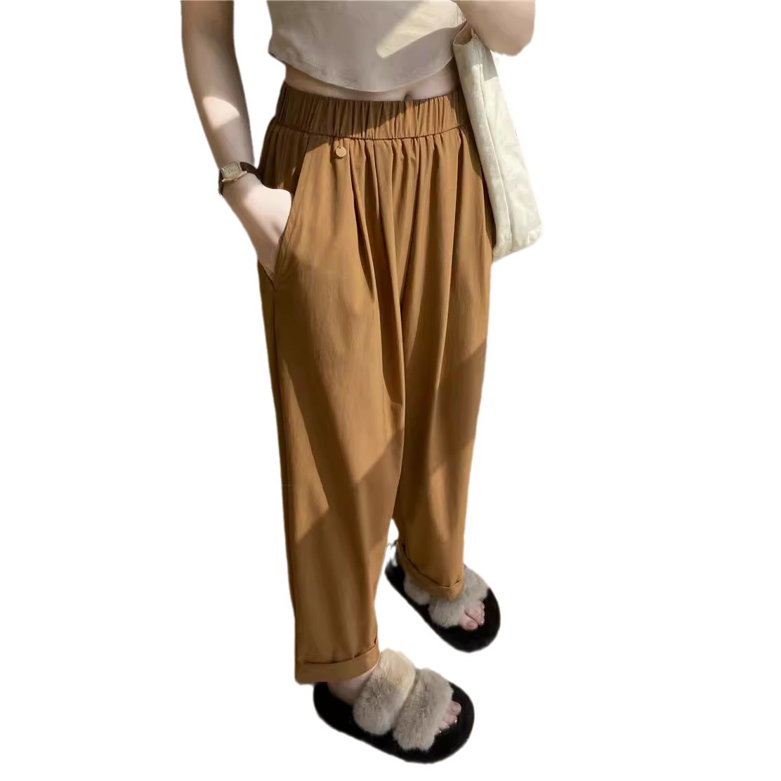 运动短裤/裤子/短裤/工装裤女高腰休闲/棉麻裤女宽松休闲白底实物图