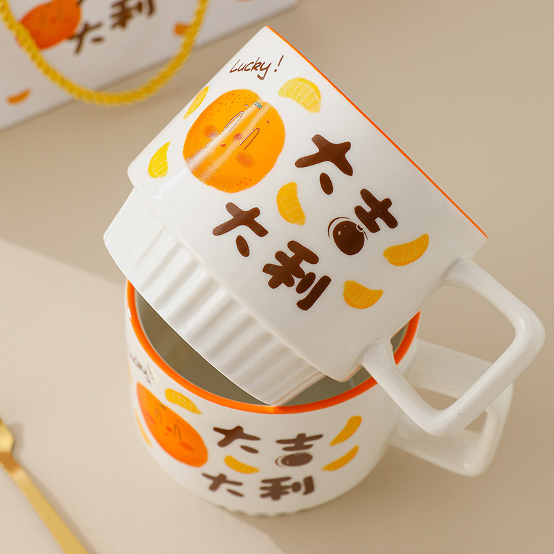 Ceramic Mug Wholesale Practical Water Cup Bear With Hand Gift Set Gift Box Company Opening Activities Gifts Application Scenario