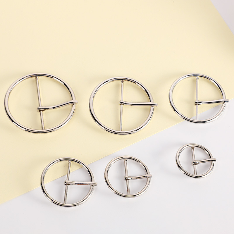 Fashion New Round Chain Waist Button Design Sense Belt Button Day Button Adjustable Trench Coat Waist Button Application Scenario