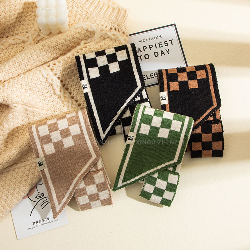 Checkerboard Checkerboard Scarf Female Autumn Winter 2022 New High-End Sense Of Niche Design Knitted Neck Korean Version Everything Trendy Specification drawing