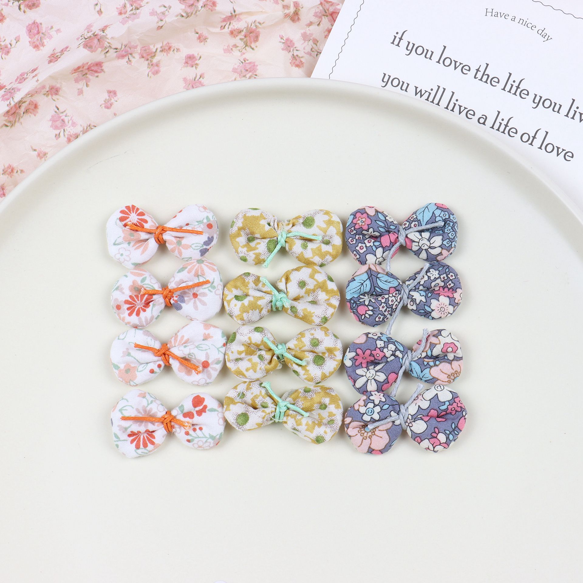 Paño flores arcos diy horquillas accesorios pastorales viento fresco pequeñas flores nudos planos accesorios accesorios ropa accesorios Specification image