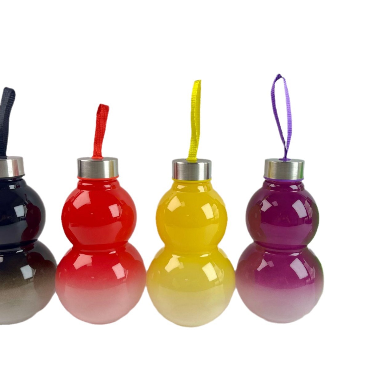The manufacturer's new gourd bottle, PC material beverage bottle, plastic milk tea bottle, 650ml creative bestseller water cup Item Picture