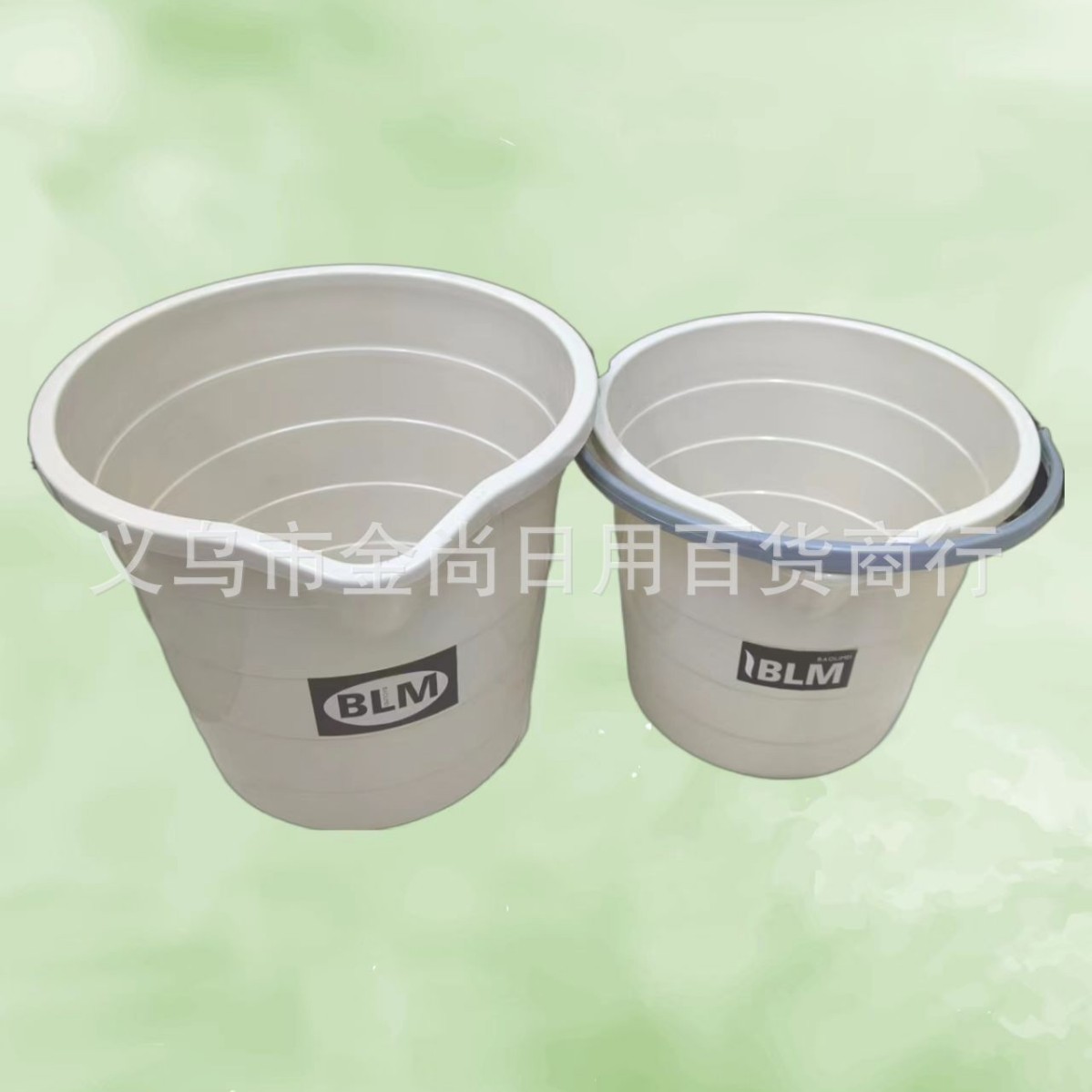 水泥桶/饮水桶/保温杯塑料配件/提水器/方形桶产品图