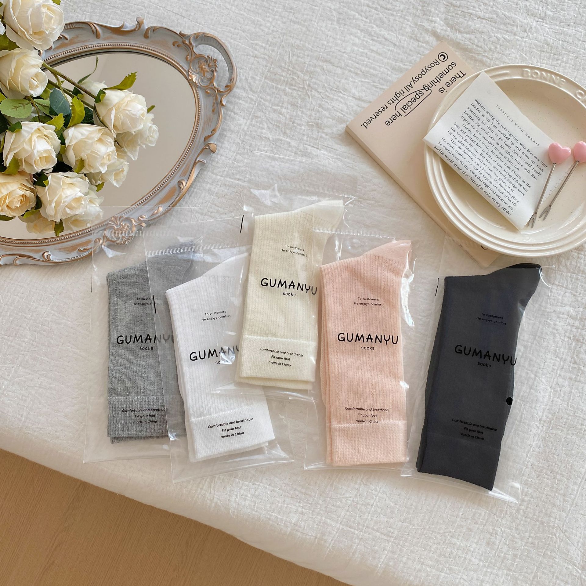 One-piece dropshipping of grey socks for girls, summer thin pure cotton mid-calf socks, Japanese-style girl's mesh breathable ballet style boneless pile socks Specification image