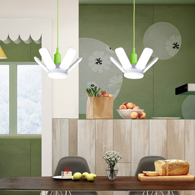 New folding leaf lamps with three-leaf, four-leaf and five-leaf mini LED bulbs, constant current and wide voltage are available for export details Picture